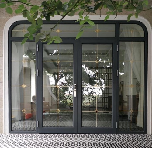 Những lợi ích tuyệt vời khi lắp đặt cửa nhôm kính